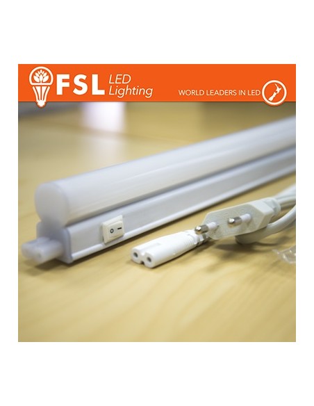T5 LED Plaffoniiera lineare 8W 799 lumen 6500K G5 Size: 571x22.5x36.5